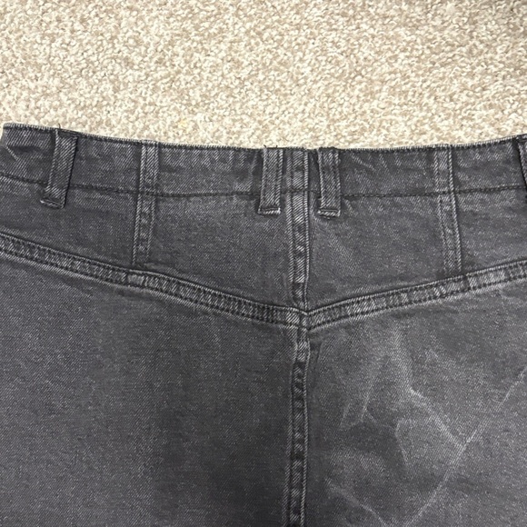 Free People Charcoal Black w grey undertone Mini Skirt has pockets + belt loops - Picture 11 of 11